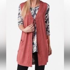 Logo By Lori Goldstein Size Large Vest Shrug Rosewood Over Shirt Lace Details